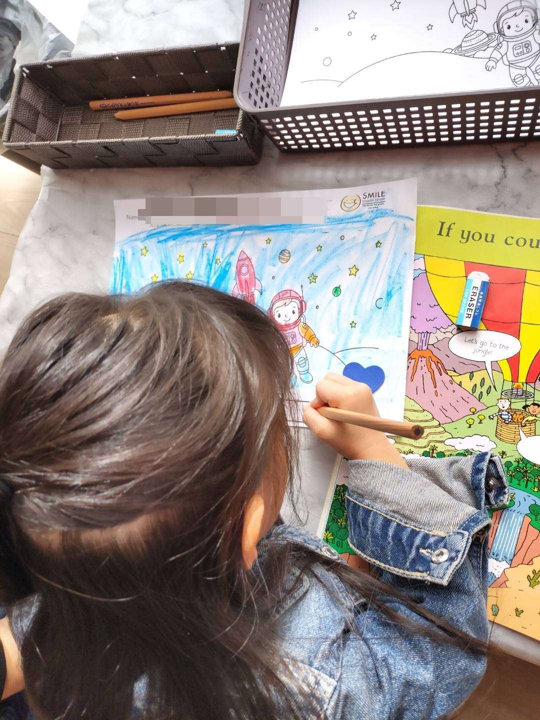 【岐阜の英会話】子どもが何かを見せてくれたとき、「これは何?」と聞くのはやめたほうがいい理由